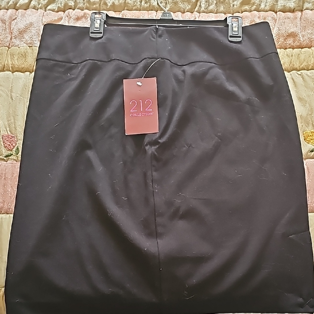 Collection B Black Knee-Length Pencil Skirt